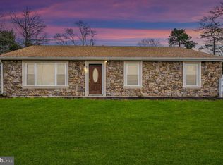 12 Maricopa Trl, Browns Mills, NJ 08015