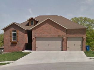 2109 E Robin St, Ozark, MO 65721