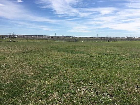 3rd image of 6336 County Road 912