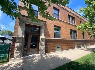 3948 N Paulina St #2, Chicago, IL 60613