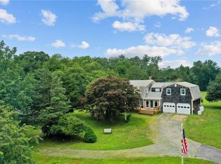 725 N Main Rd, Jamestown, RI 02835