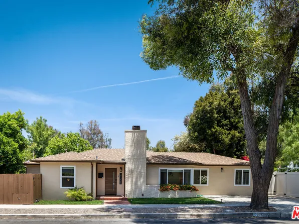 21205 De La Osa St, Woodland Hills, CA 91364