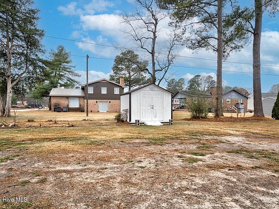 3rd image of 1800 Springfield Road
