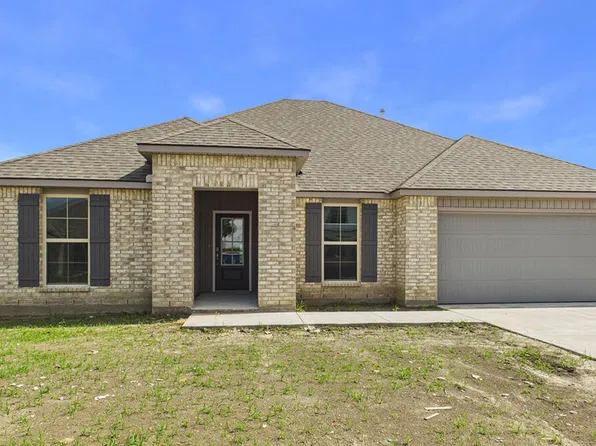 664 Griffiths Ct, Breaux Bridge, LA 70517