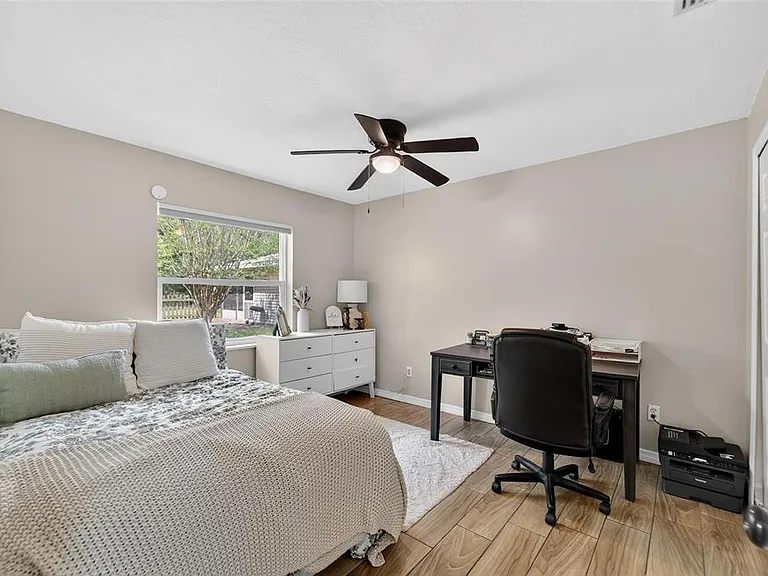 5502 Peach Ave — Photo 34