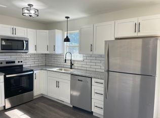 318 Groffdale Rd, Quarryville, PA 17566