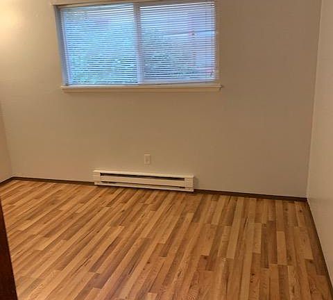 5th image of 611 North Ln #4