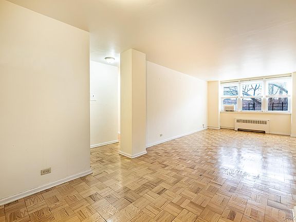 5th image of 55 Knolls Crescent #6C