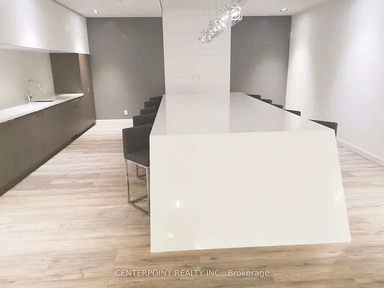 181 Dundas St E #1805 — Photo 14