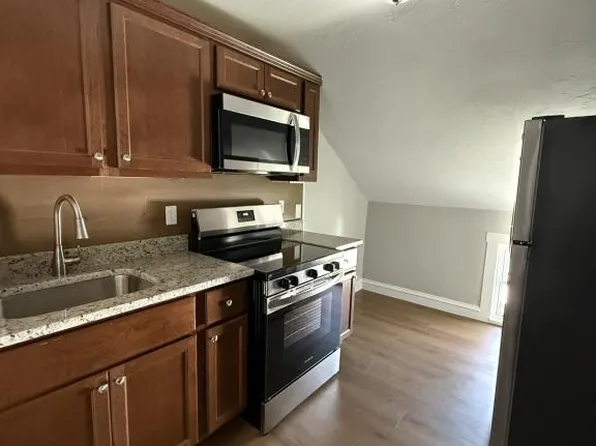 324 Tuttle St, Fall River, MA 02724