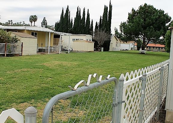 4th image of 1001 S Hale Ave Spc 16