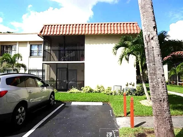 9704 Hammocks Blvd APT 103, Miami, FL 33196