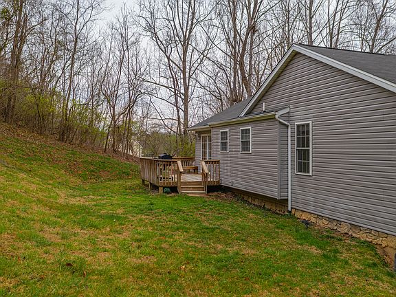 2nd image of 183 Cambridge Dr