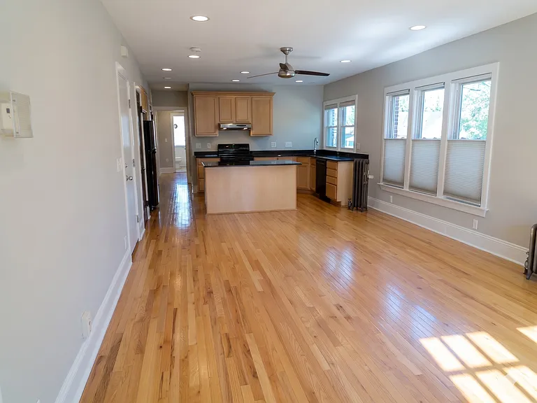 2041 N Main St #3 — Photo 7