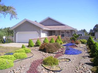 352 Otsego St SW, Ocean Shores, WA 98569