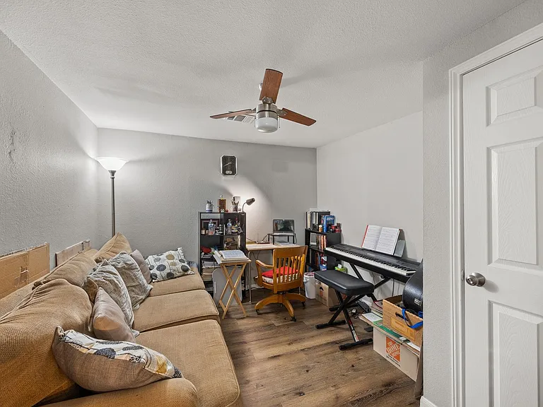 1211 Trimm Ave — Photo 15