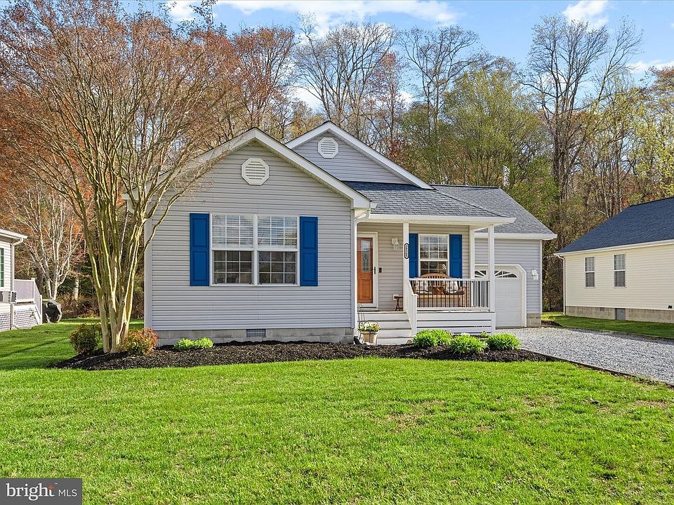 1st image of 38585 Hemlock Dr