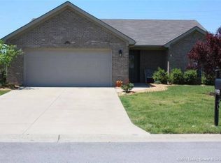 11921 Perry Crossing Pkwy, Sellersburg, IN 47172