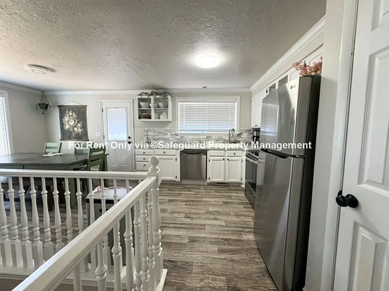 7514 S 2540 W — Photo 6