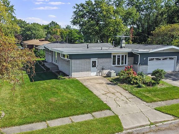 4th image of 6341 Wyandot Ave