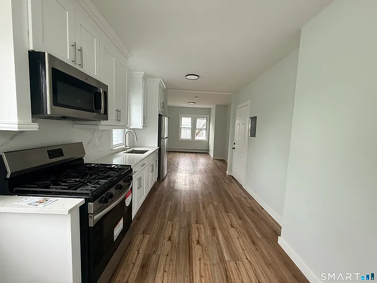 17 Laura St — Photo 16