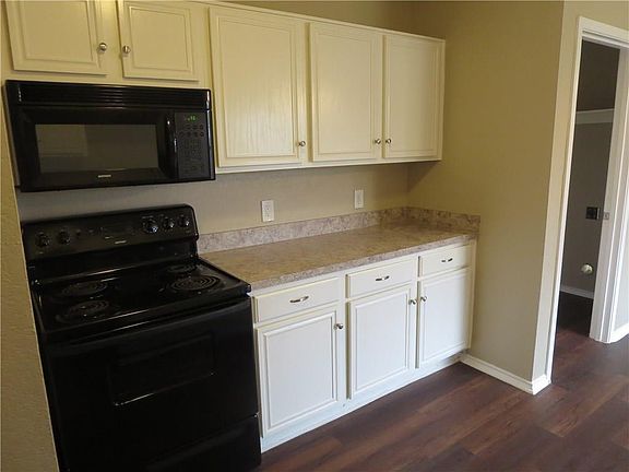 5th image of 9359 Crimnson Ct