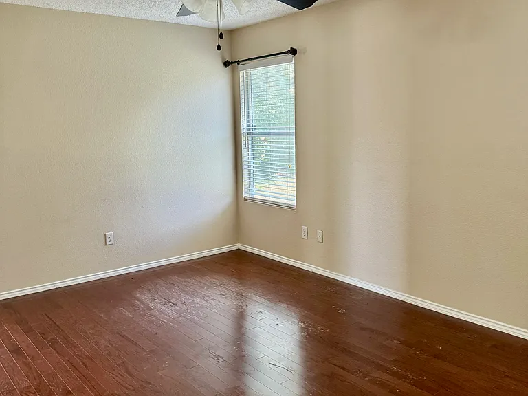 810 Wilmor Ct — Photo 20