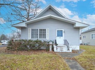 608 Staunton Rd, Gillespie, IL 62033