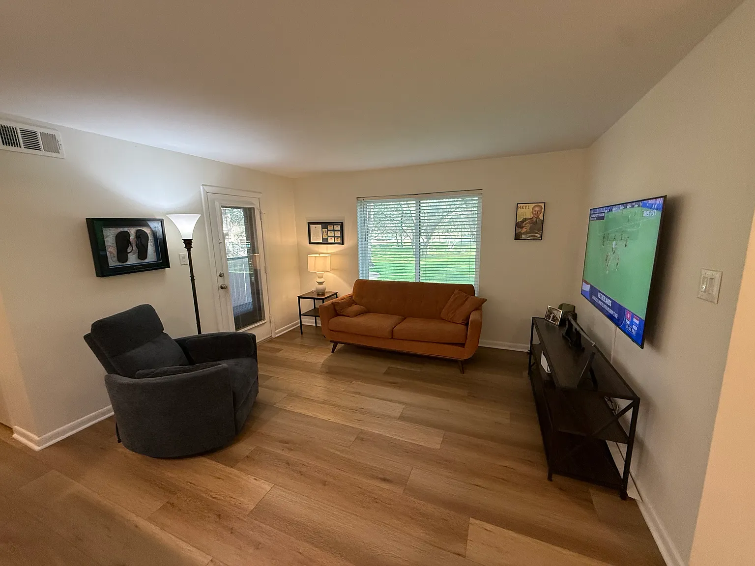 1 bed, 640 sqft, $1,600 — Photo 1