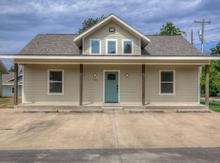 600 Maple St, Commerce, TX 75428