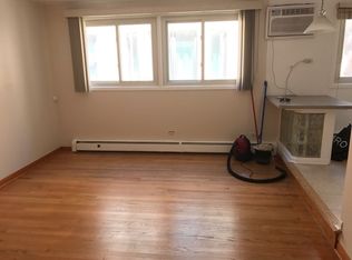 419 S East Ave APT 2A, Oak Park, IL 60302