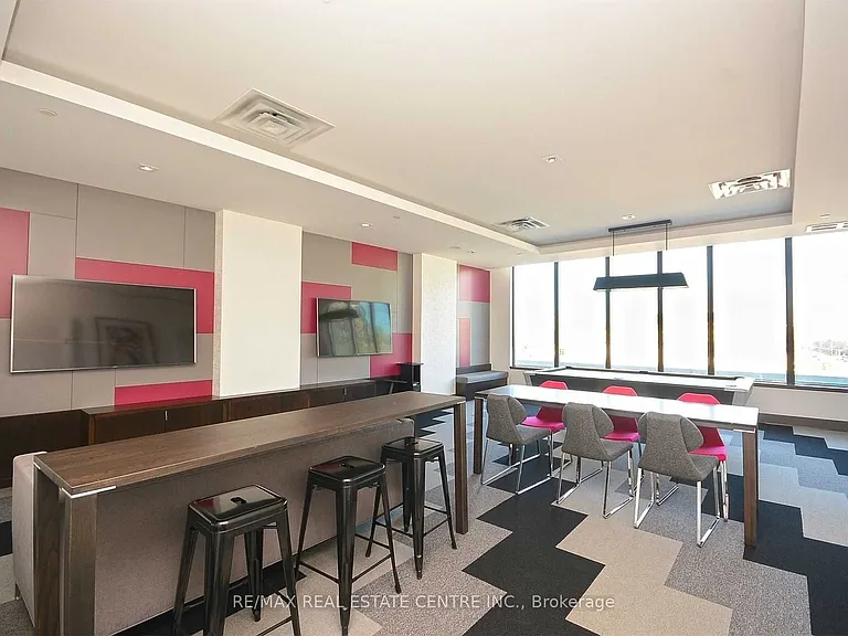 510 Curran Pl #1007 — Photo 32