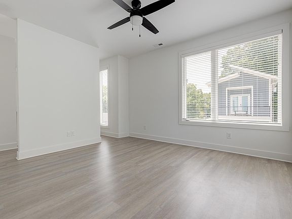 5th image of 1122 Gurley St #B