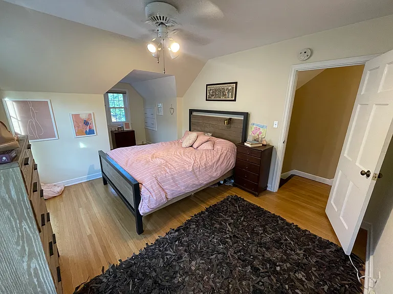 5515 Bryant Ave S — Photo 11