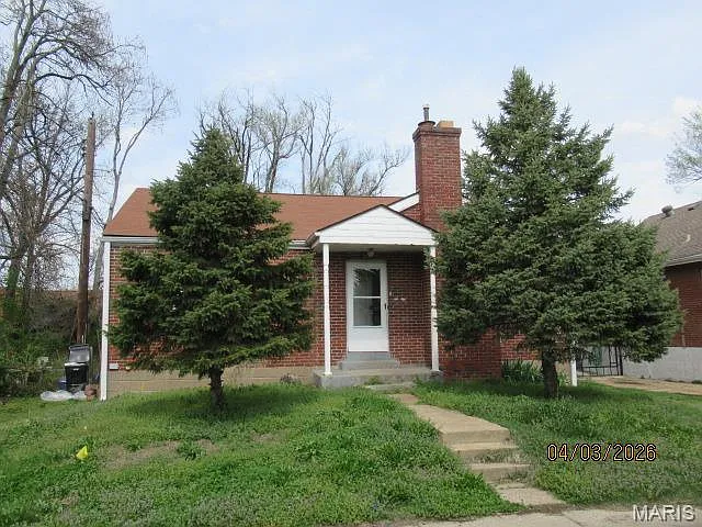 6821 Primrose Ave photo 1