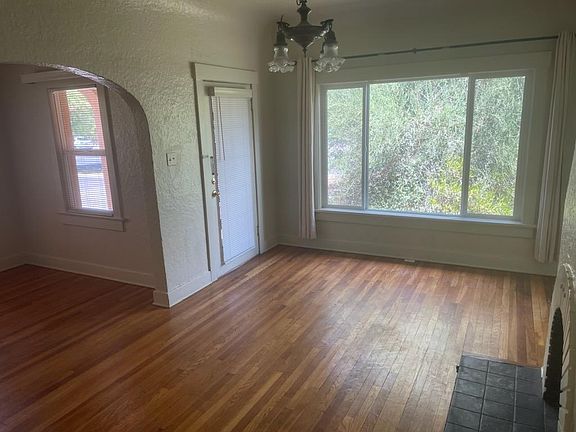 4th image of 2544 E 6th St