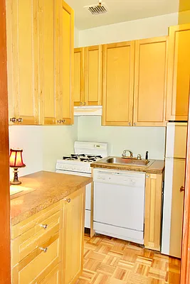 Rented by Douglas Elliman | media 3