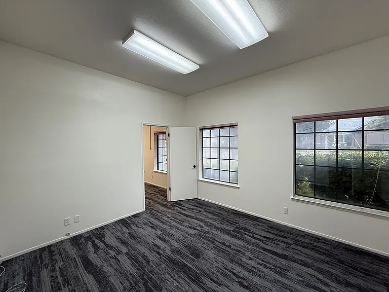 2889 Cohasset Rd — Photo 6