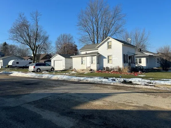 118 S Linn St, Shannon, IL 61078