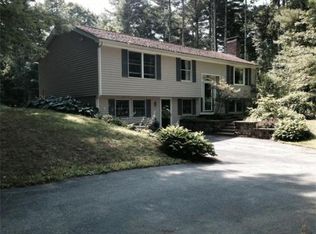 1649 N Brookfield Rd, Oakham, MA 01068