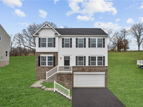 30 Equestrian Dr, Clinton, PA 15026