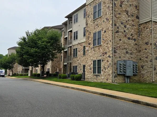 1000 Fountainview Cir #1406, Newark, DE 19713