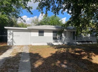 972 Pine Ridge Dr, Fort Lauderdale, FL 33317