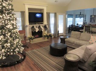 58 William Wells Rd, Richmond Hill, GA 31324