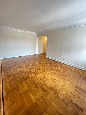 4th image of 172-90 Highland Ave #4CD