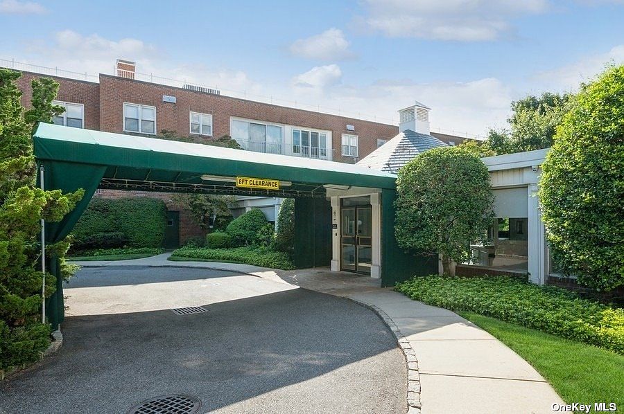 Hewlett Townhouse Hewlett, NY Zillow