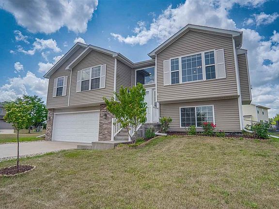 2nd image of 1455 Red Oak Dr