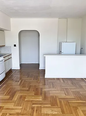 Rented by 1st Premier Realty Network Inc | media 3