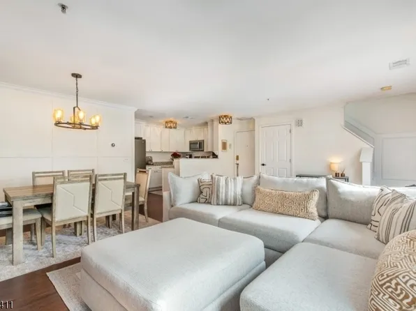 44 Ridgedale Ave #114, Morristown Town, NJ 07960