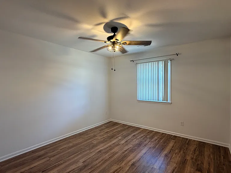 5917 Crape Myrtle Ln — Photo 7